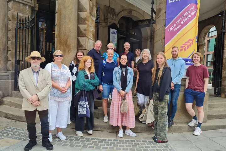 Uncover Leeds's Charm: A Local's Insightful Walking Tour