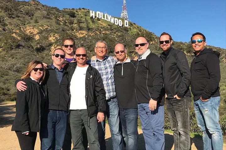 Roll Out the Red Carpet: The Ultimate Hollywood VIP Tour!