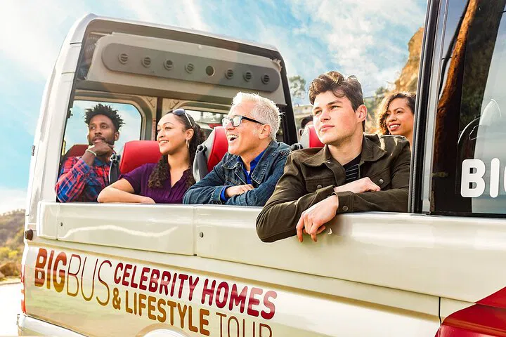 Hollywood Homes Tour: See Celebrity Mansions!