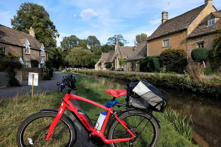 Cotswolds Cycling Adventure: Explore Scenic Beauty on Two Wheels