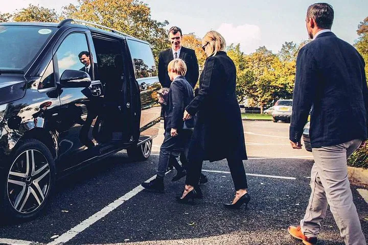 Stress-Free Paris Arrival: Private Airport Transfer in Style