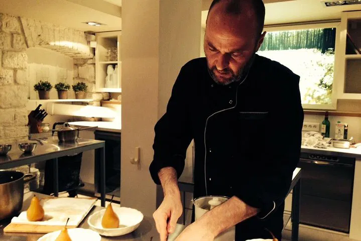 Paris Cooking Class: French Dinner & Market Tour
