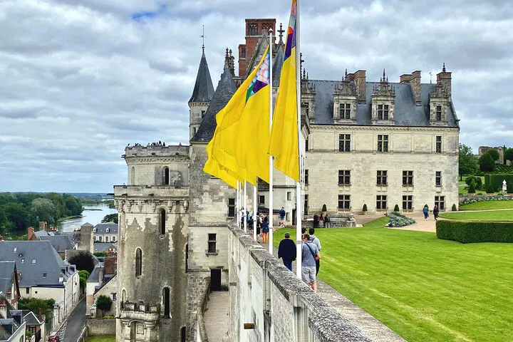 Unforgettable Private Loire Valley & Normandy Escape: Castles, Culture, and History