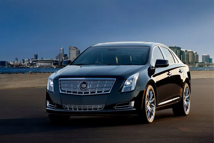 Stress-Free Boston Airport Transfers: Private Luxury Awaits!
