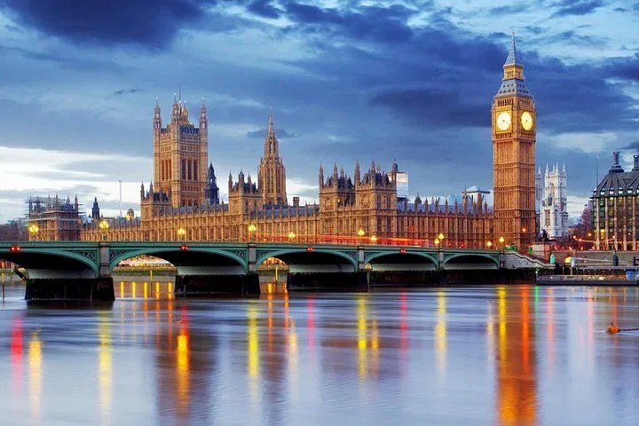London Stopover Bliss: Design Your Dream Half-Day Tour from Heathrow!