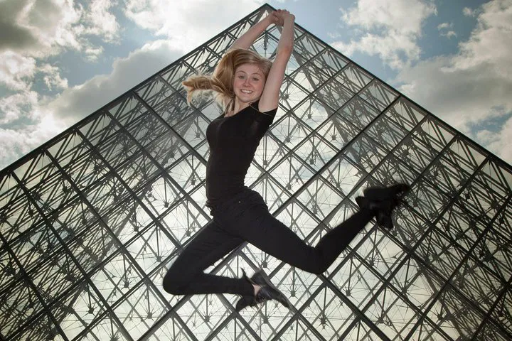 Capture Your Parisian Adventure: A Professional Photo Shoot Walking Tour
