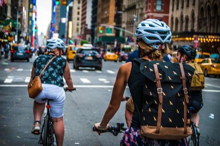 Brooklyn Bike Tour: Pedal Through History & Hidden Gems