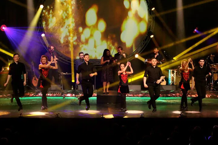 Trad on the Prom: Irish Music & Dance Show in Galway
