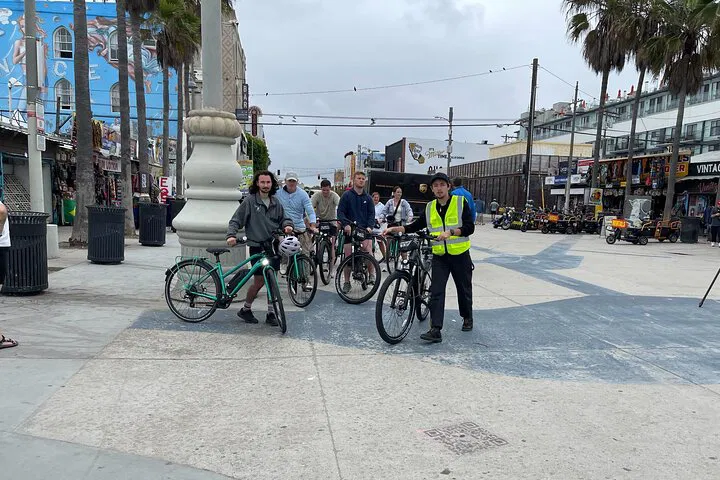 Santa Monica & Venice Beach E-Bike Adventure: Explore LA's Coastal Gems!