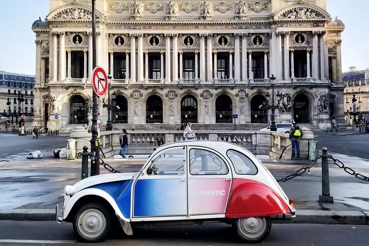 Parisian Charm: Vintage Car Tour of Iconic Landmarks & Hidden Gems