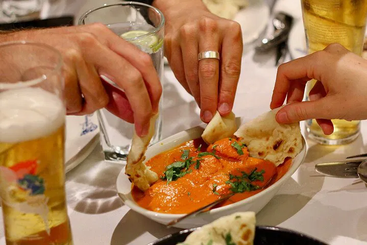 Savor Soho: A Dusk Culinary Adventure Through London's Multicultural Flavors