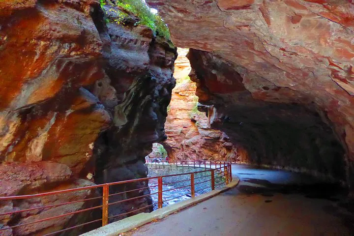 Unveiling the Riviera's Hidden Gems: A Red Canyon & Entrevaux Private Day Escape