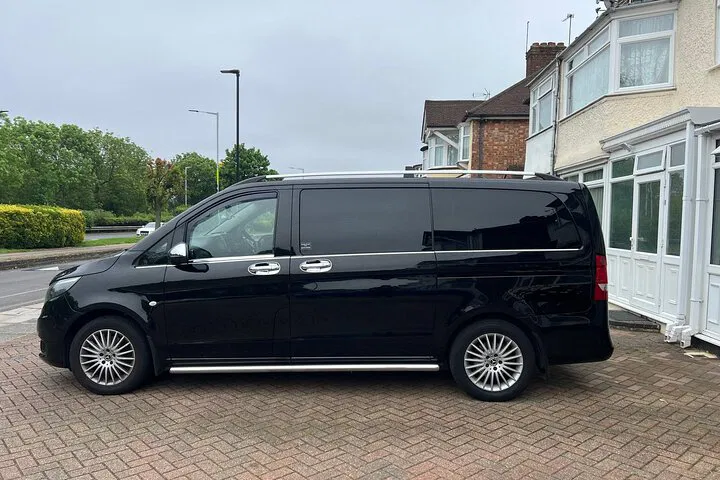 Effortless Cruise Transfers: Heathrow to Southampton with Meet & Greet