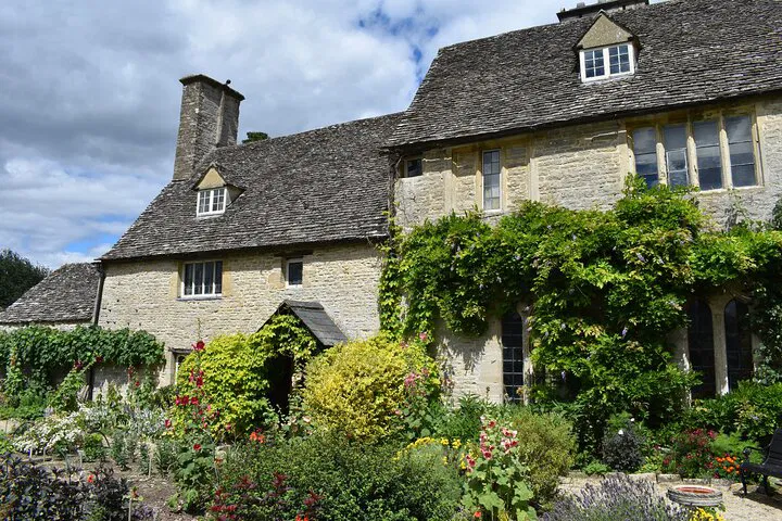 Uncover Cotswolds' Charm: A Bespoke Private Day Tour
