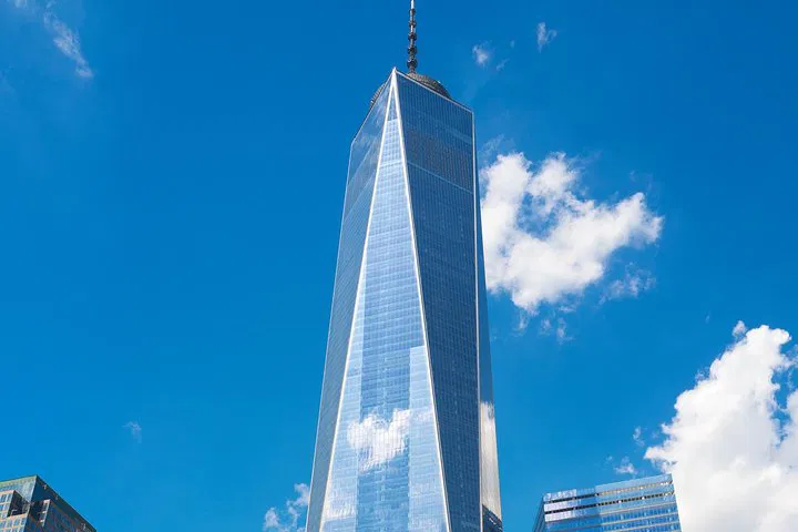 Reflective Journey: 9/11 Memorial Private Tour with Local Expert
