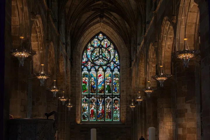 Roslin Romance: Unveil Scotland's Enchanting Love Story