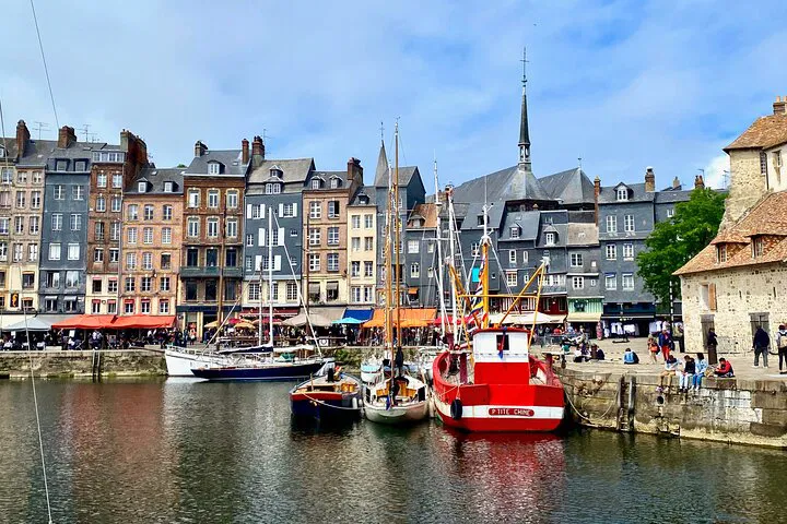 Normandy's Treasures: A Private Day Trip from Paris