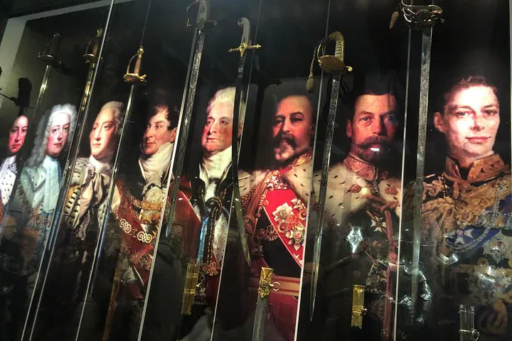 Discover London Like a Local: An Immersive Private Tour