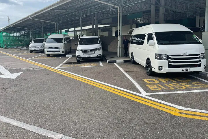 Seamless Seychelles Transfers: Arrive in Style and Comfort