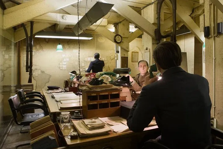 Churchill War Rooms & Tower of London: Private Guided Tour