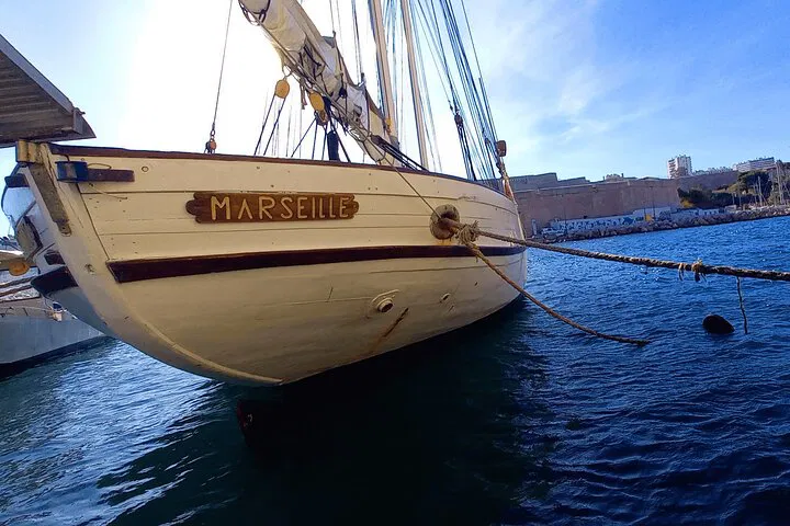 Marseille Guided Walking Tour: See Hidden Gems