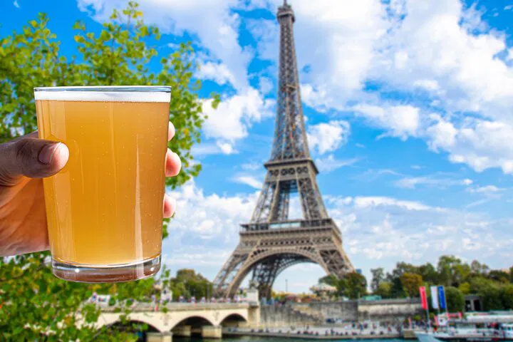 Unleash Your Inner Parisian Beer Snob: A Private Tasting Adventure!