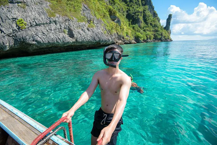 Discover Paradise: Private Long-Tail Boat Tour to Phi Phi Islands from Krabi