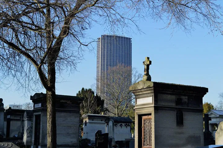 Discover Montparnasse: A Private Parisian Literary & Artistic Journey