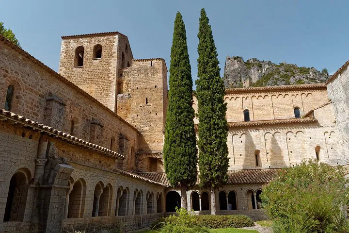 Hérault's Grands Sites: Devil's Bridge & More!