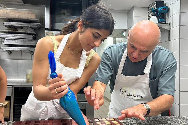 Paris Baking Class: Croissants & Baguettes Near Eiffel Tower