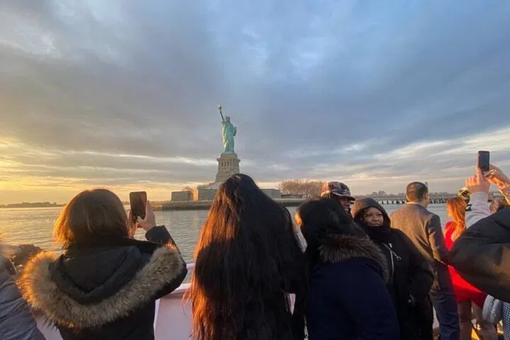NYC Icons: Liberty Cruise, Cathedral Serenity & Modern Art Escape
