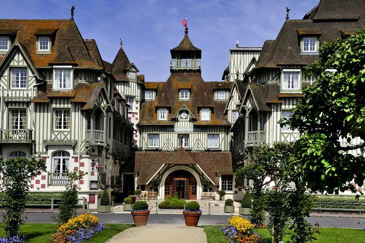 Normandy Private Day Trip: Explore Rouen, Honfleur & Deauville from Paris