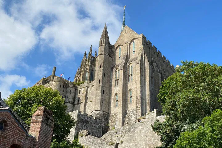 Paris to Normandy & Mont Saint-Michel: A Premier Private Day Trip