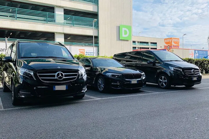 Stress-Free Belfast Arrival: Private Airport Transfer