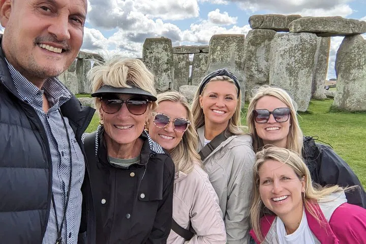 Southampton to London: A Stonehenge Black Cab Adventure