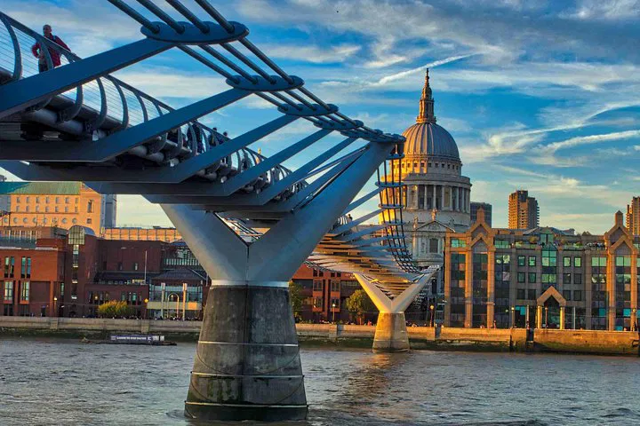 Discover London's Hidden Gems: An Exclusive Private Guided Tour
