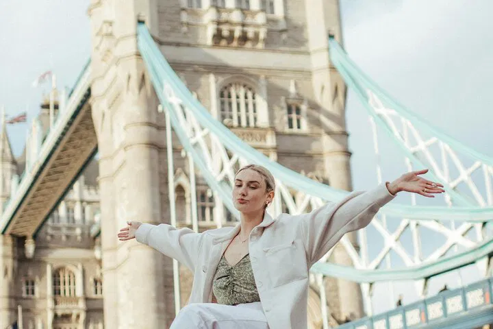 Tower Bridge Photoshoot: Capture London's Icon!