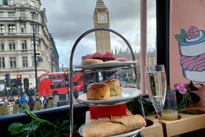 London's Panoramic Afternoon Tea Bus Tour