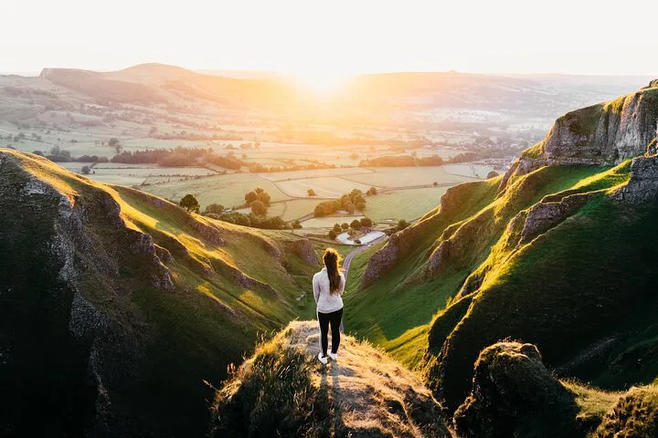 Unleash Your Inner Explorer: Peak District Adventure Awaits!