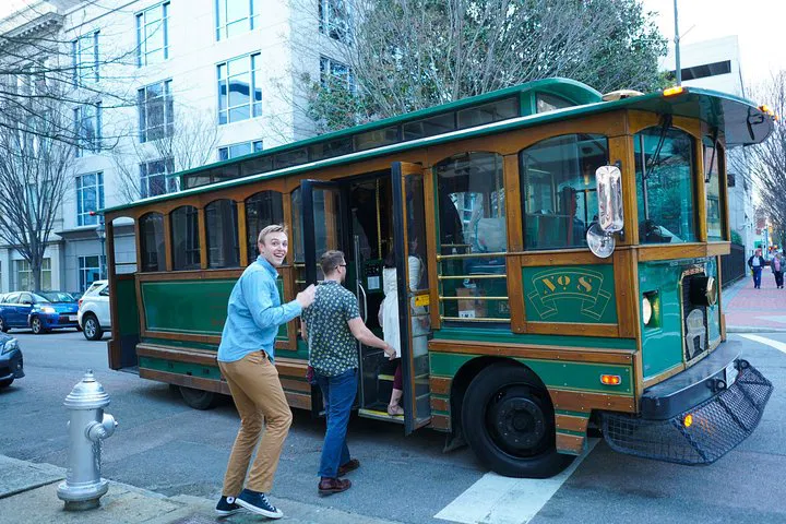Richmond's Historic Trolley Tour: Birthplace of the USA!