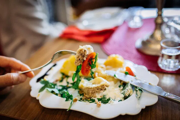 Discover Leipzig's Heart: A Culinary & Cultural City Center Tour