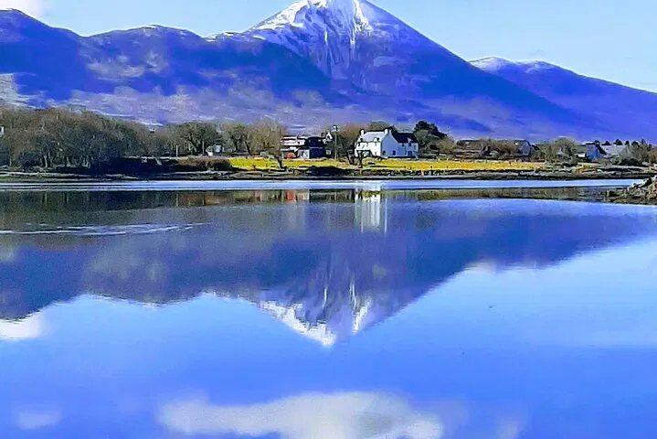 Westport E-Bike Adventure: Uncover History & Scenic Wonders!
