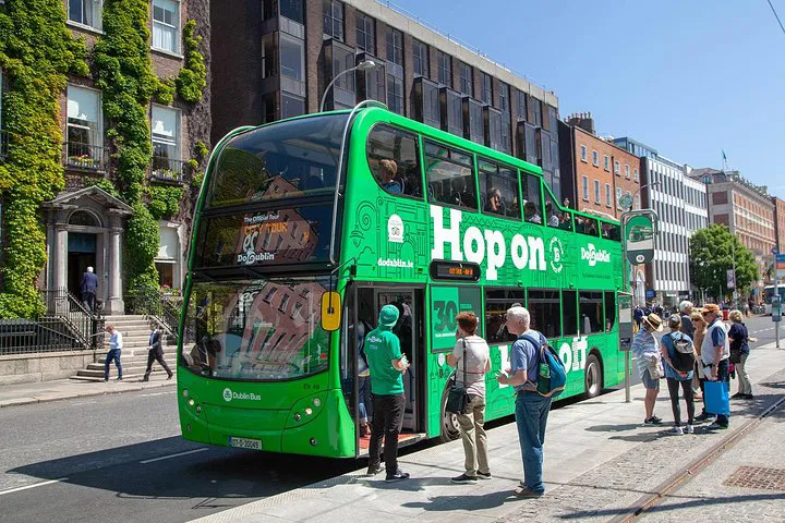 Dublin Hop-On Hop-Off Bus Tour w/ Museum Entry