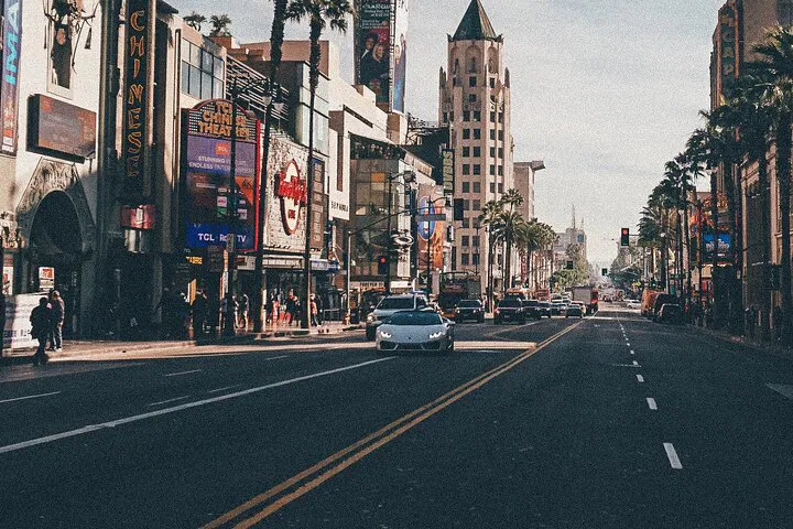 Uncover Hollywood's Haunted History: A Spine-Tingling Walking Tour