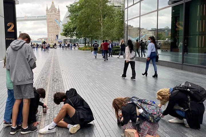Capture London's Charm: Smartphone Photography Tour