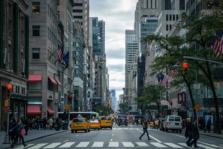 Relive 'Big': A Magical Movie Tour in the Heart of NYC