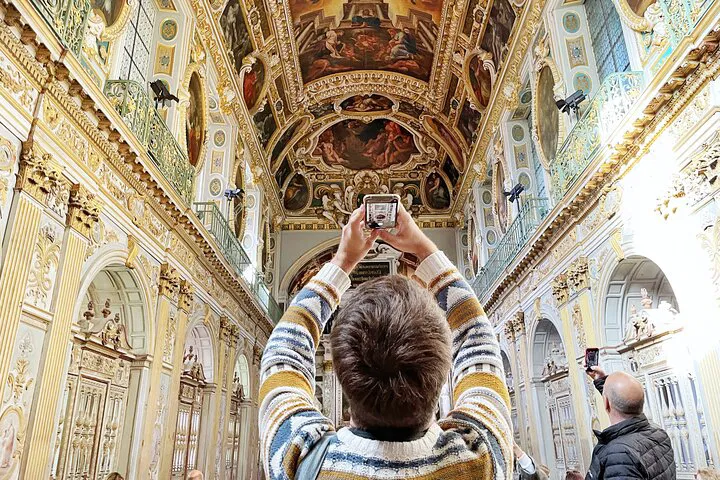 Fontainebleau & Vaux-le-Vicomte Day Trip: Private Tour