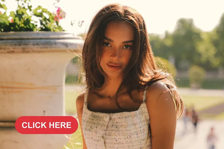 Parisian Photo Magic: Capture Your Dream Moments with a Pro!