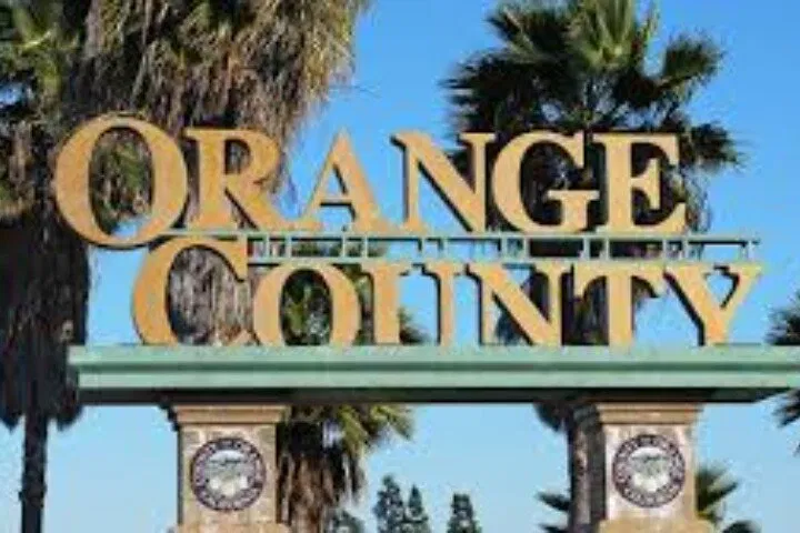 Orange County Coastal Escape: A Luxurious Private Beach Tour from Los Angeles