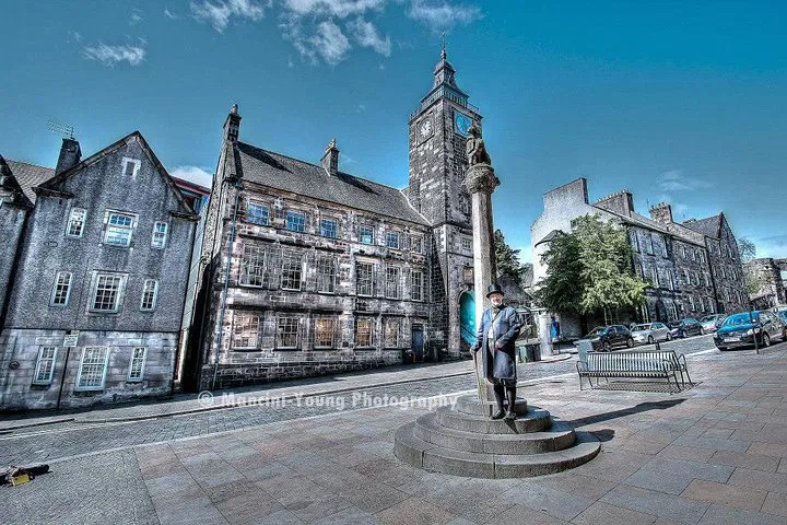 Uncover Stirling's Secrets: A Private Old Town Walking Adventure